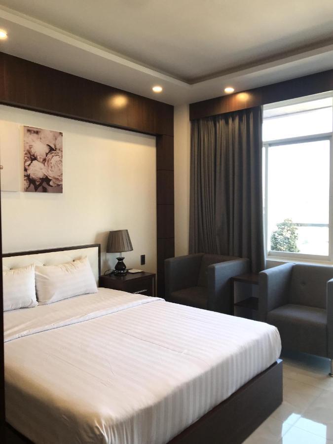 Quoc Thanh Hotel Long Khanh Exterior foto